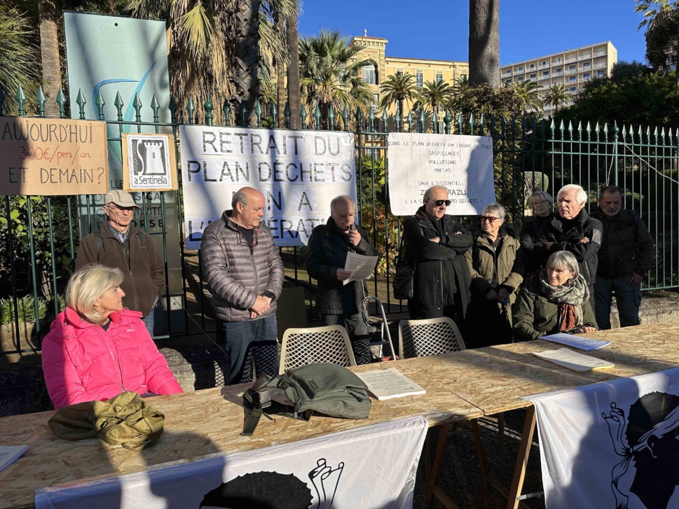 L'appel de Corsica Pulita aux élus : "Retirez ce projet néfaste pour la Corse" ! L'appel de Corsica Pulita aux élus : "Retirez ce projet néfaste pour la Corse" !