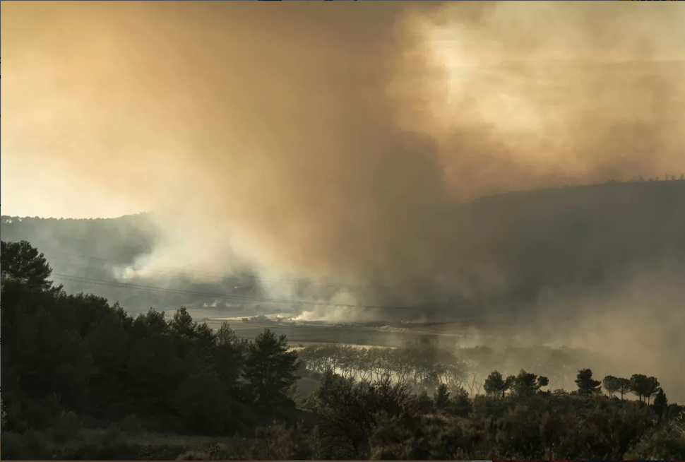 Pres de 400 ha ont brûlé suite suite à 2 mises à feu à 2 heures d'intervalles dans le Nebbiu (début octobre). Pres de 400 ha ont brûlé suite suite à 2 mises à feu à 2 heures d'intervalles dans le Nebbiu (début octobre).