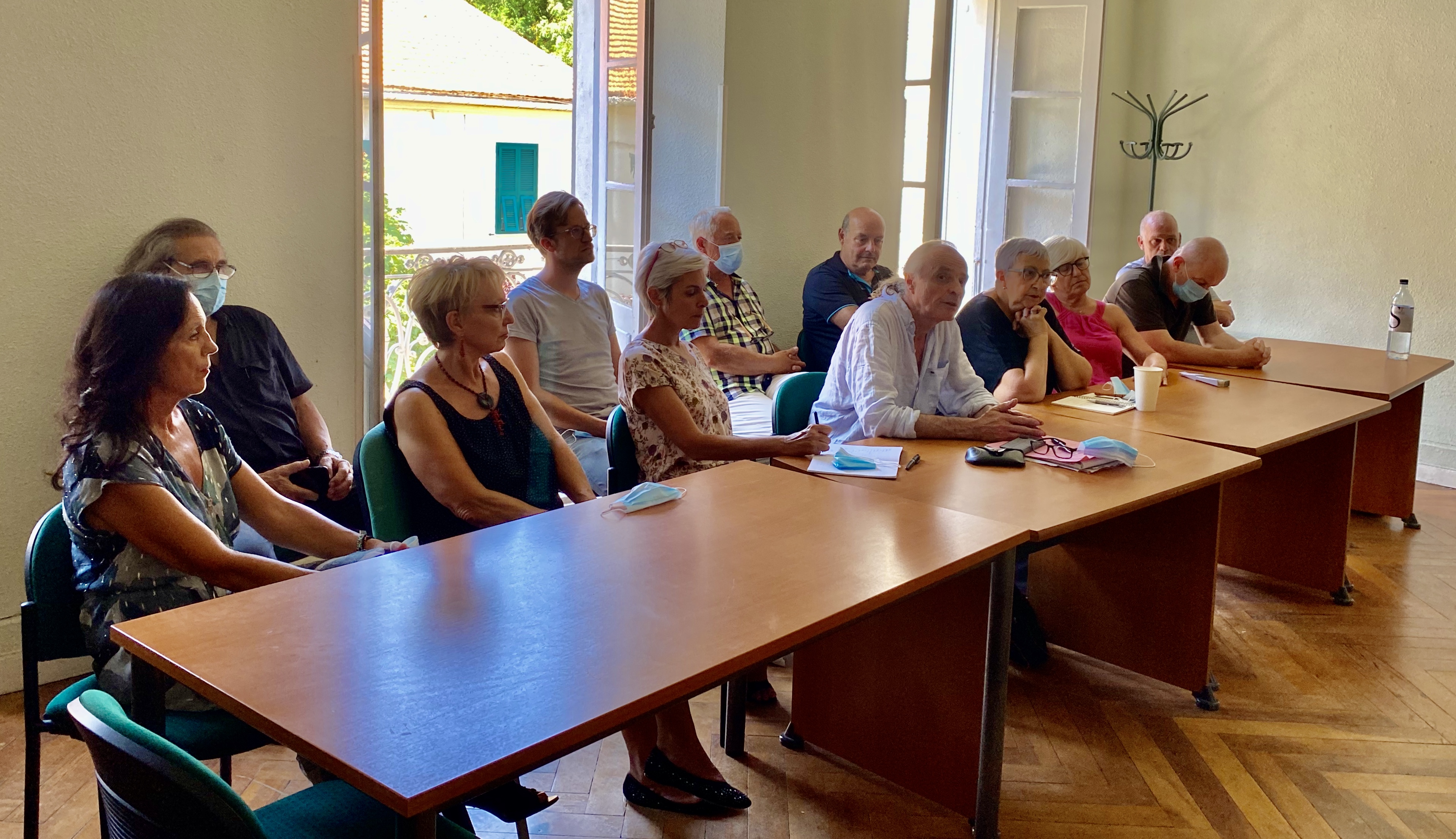 Réunion à la Mairie de Venacu